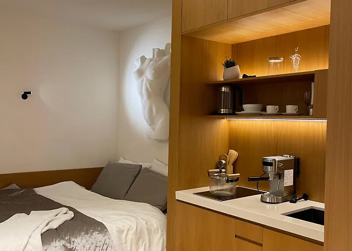 Urban Chill Apartment *